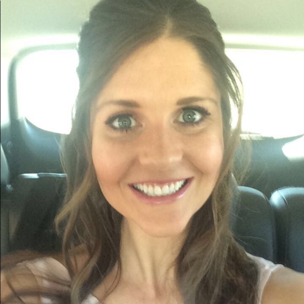 Meet your Posher, Ashley
